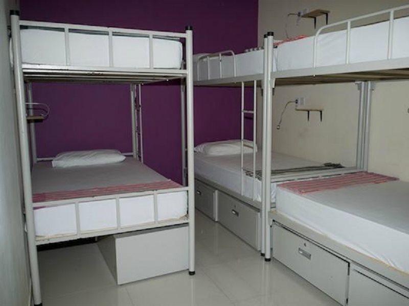 Mitraa Inn Сингапур Екстериор снимка