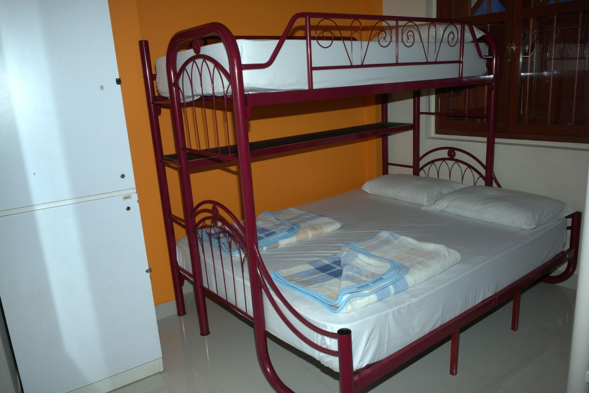 Mitraa Inn Сингапур Екстериор снимка