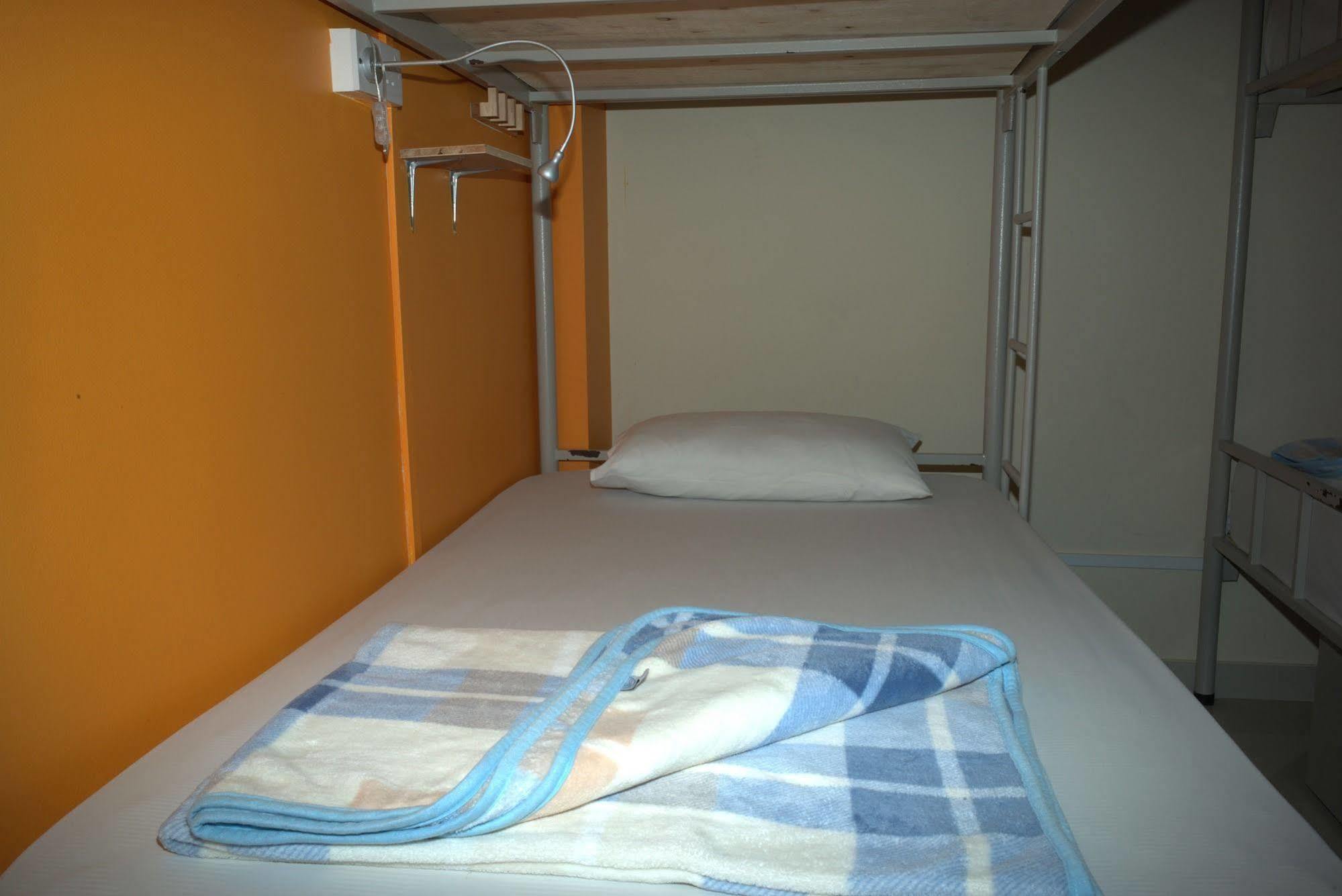 Mitraa Inn Сингапур Екстериор снимка